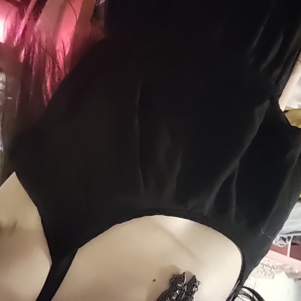 Dress - Picture 2 of 3